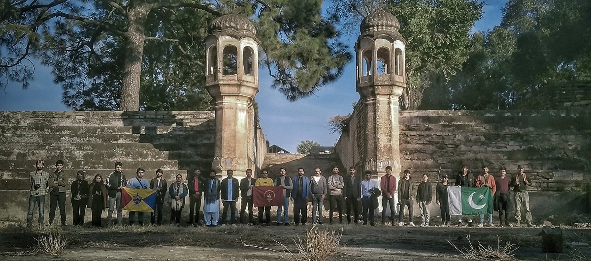 HIKINGANDMOUNT1's tweet photo. Not all classrooms have four walls....a day out for team building and interpersonal skills....Hiking and Mountaineering Club arranges a collaborated tour with Punjabi Majlis  https://t.co/xPX59ieE8X
#سفر وسیلہ ظفر https://t.co/VESPwTO4y6