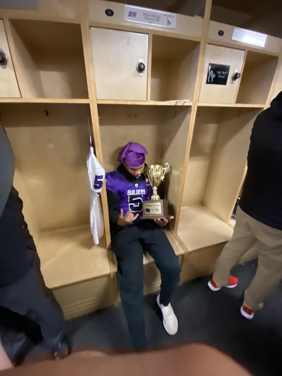 emetoyer49's tweet photo. After A Great Visit And Conversation With @CoachStrongSC I’m Blessed To Receive An Offer From @buildersports Appreciate The Opportunity! https://t.co/6kL9A2f9t9