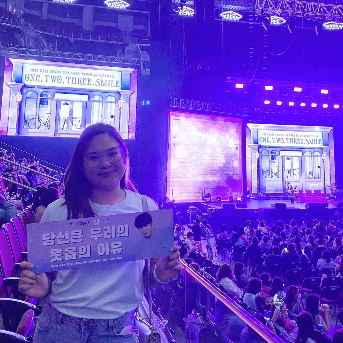 kyeunmin_'s tweet photo. its been a tiring week for me due to my finals exam but seonho made it really special🥹 lahat ng pagod at stressful nights ko nawala dahil sa ilang segundo na nakaharap kita ng malapitan😭 magkikita pa tayo ulit🫶
#KIMSEONHOinMNL2023 https://t.co/IezzxjgAvo