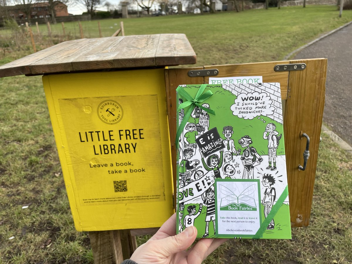 Today #TheBookFairies visited the Little Free Library in #TheInch #Edinburgh. 

Did you find this pre-loved copy of #HouseOfRobots #RobotsGoWild by #JamesPatterson? 

#ibelieveinbookfairies