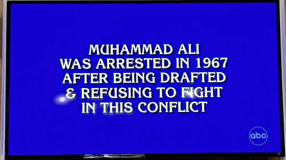 👀 we know this one! <a href="/Jeopardy/">Jeopardy!</a> <a href="/missmayim/">Mayim Bialik</a>