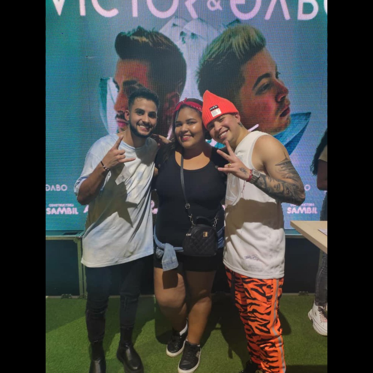 Díganles lo feliz que fui este dia💞
<a href="/soyvicsensa/">Vicsensa</a> <a href="/Gaboboys_/">Gabo Boys</a>