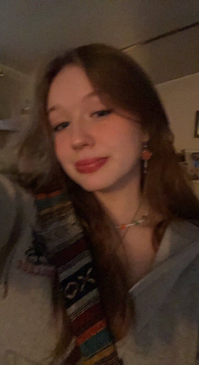 evalynnsells's tweet photo. selling content hmu daddies😘😘 #cashapp #selling #sellingcontent https://t.co/LlUDOXWI7V