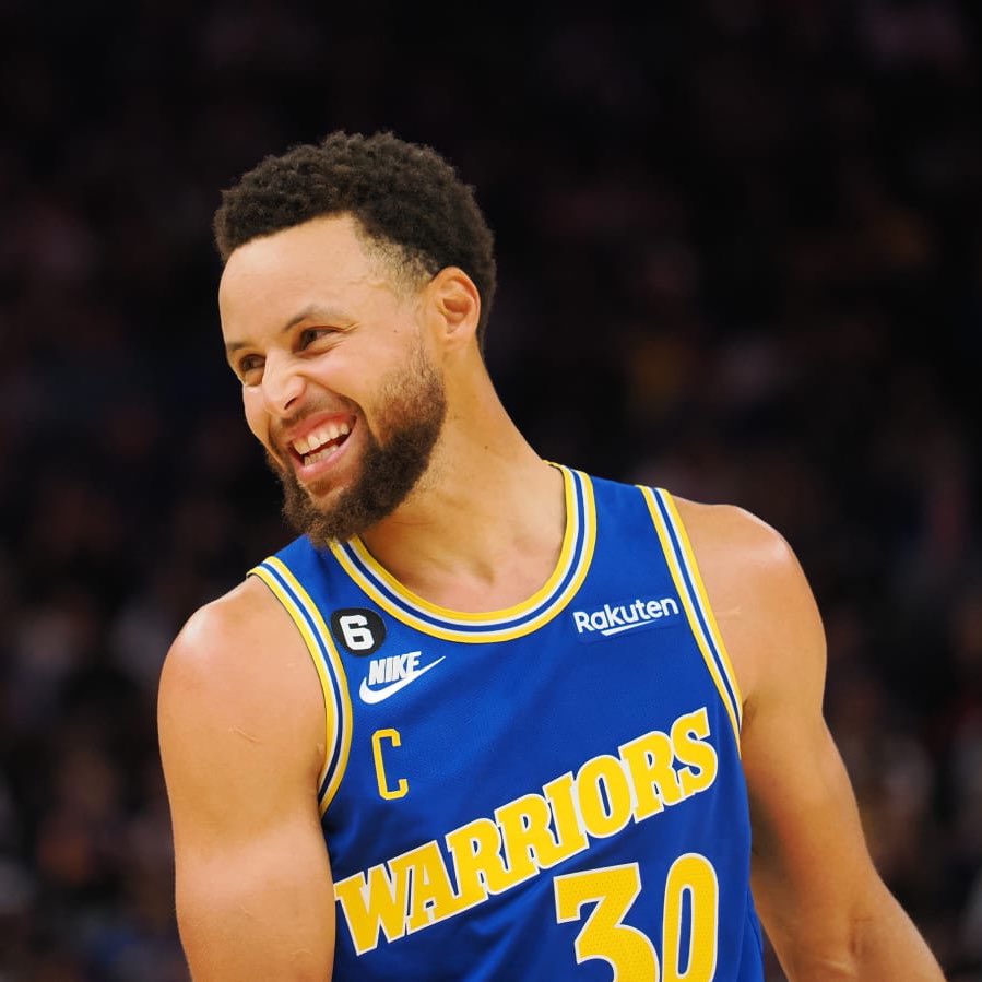 Austin Rivers on the hardest player to guard:

"Steph... it's not even close... you can't touch him, they give him every f—— call, they set illegal screens for him the entire game... they don't call it cause they want to see him shoot.”

(via <a href="/ringernba/">RingerNBA</a>, open.spotify.com/episode/1GjeTs…)