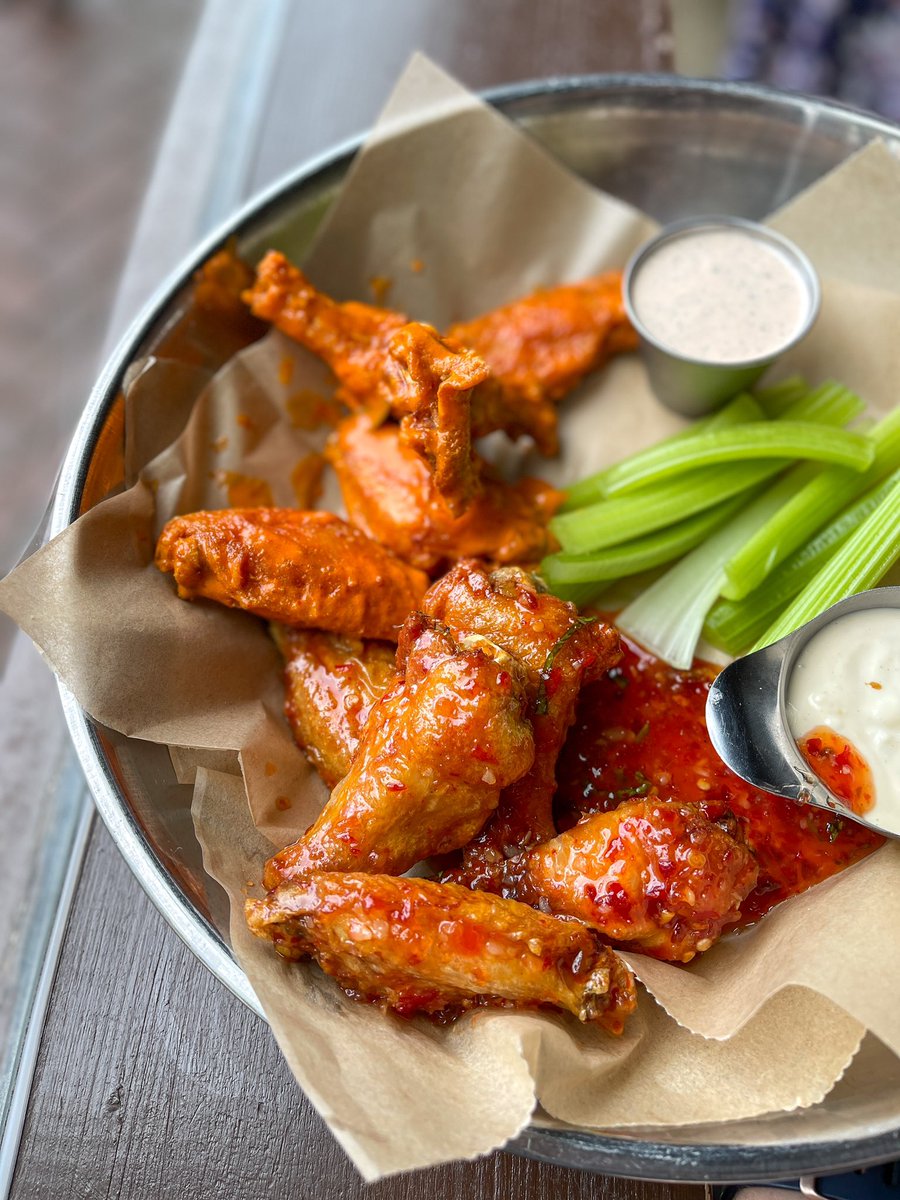 Pull up a chair for 12 wings for $10! 🍗