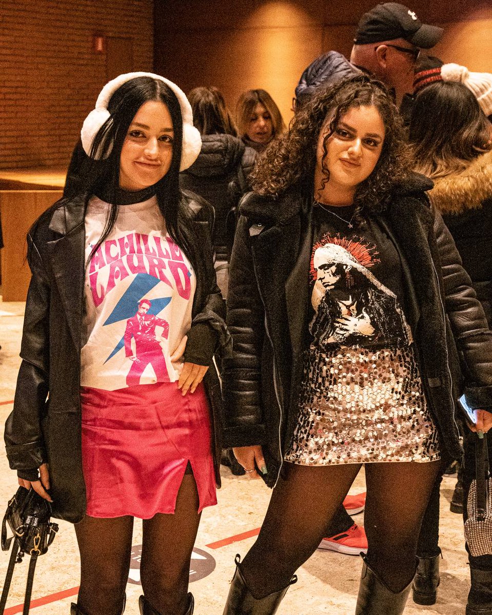 Honiro's tweet photo. È iniziato il tour di @AchilleIDOL ! Saremo presenti in tutte le tappe con lo stand del merchandise ufficiale • vi aspettiamo in tutta Italia #honirostore https://t.co/b0PQ5YZ1jq