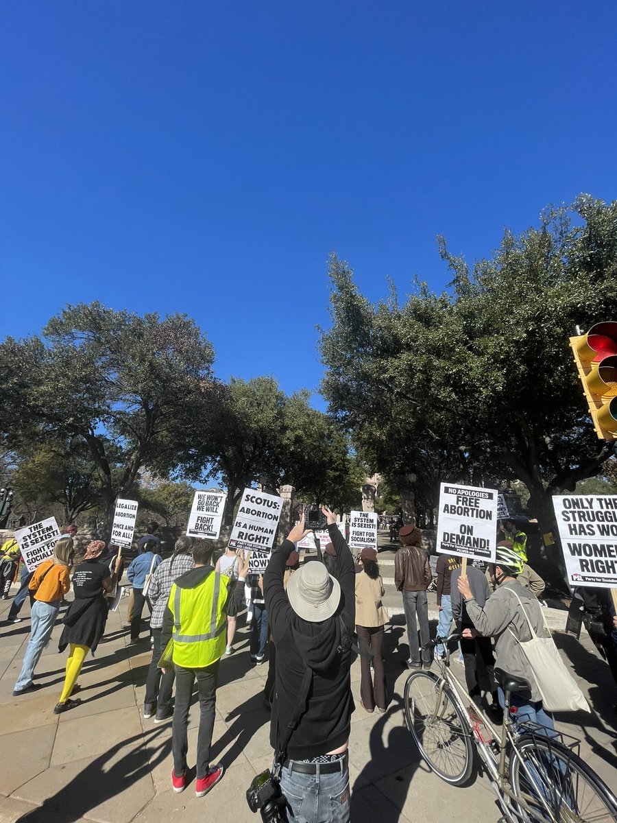 ATXProgressive's tweet photo. Today is the 50th Anniversary of Roe v. Wade, so to mourn the rights lost and work to demand reproductive rights for all, we joined the ATX Brown Berets to march on the capitol

If you are looking for ways to get more involved please reach out! There’s always work to be done https://t.co/1lTah9aWNR
