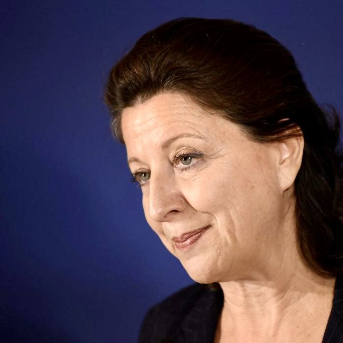 EnModeMacaron's tweet photo. Quand on apprend que la mise en examen pour mise en danger d'autrui d’Agnès Buzyn, l’ancienne ministre de la Santé de Macron, est annulée par la Cour de cassation…🤢

RT si tu penses que la justice est aux ordres de Macron!😡 https://t.co/fM229XpPP9