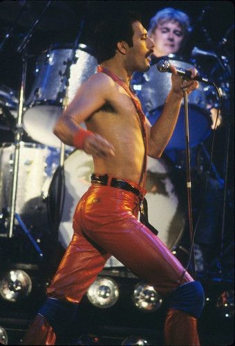 "For 20-odd years, I had the best seat in the house, watching the best frontman in the world. Do we miss him? Of course. Every day." Roger Taylor 👑❤️