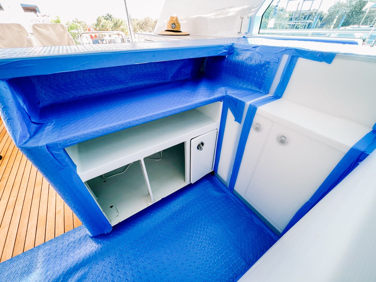 One of our custom projects is about to begin! 💪🏼 The #yachtcaptain has requested an icemaker and a garnish fridge to be installed in this aft-deck bar. Dimensions are tight, but it's nothing that our skilled experts can't design and custom fabricate. 🤩