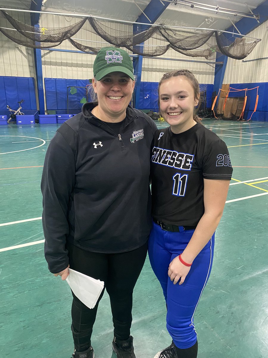 RileyRowe2025's tweet photo. I had so much fun attending the @HurstSoftball camp this weekend! Thank you to my favorite Laker, @LexiNorth, for the personal tour around campus. Also thanks to all the coaches and players, I can’t wait to visit again soon! Go Lakers!☘️@FinesseHoverman https://t.co/kPINmTv9IX