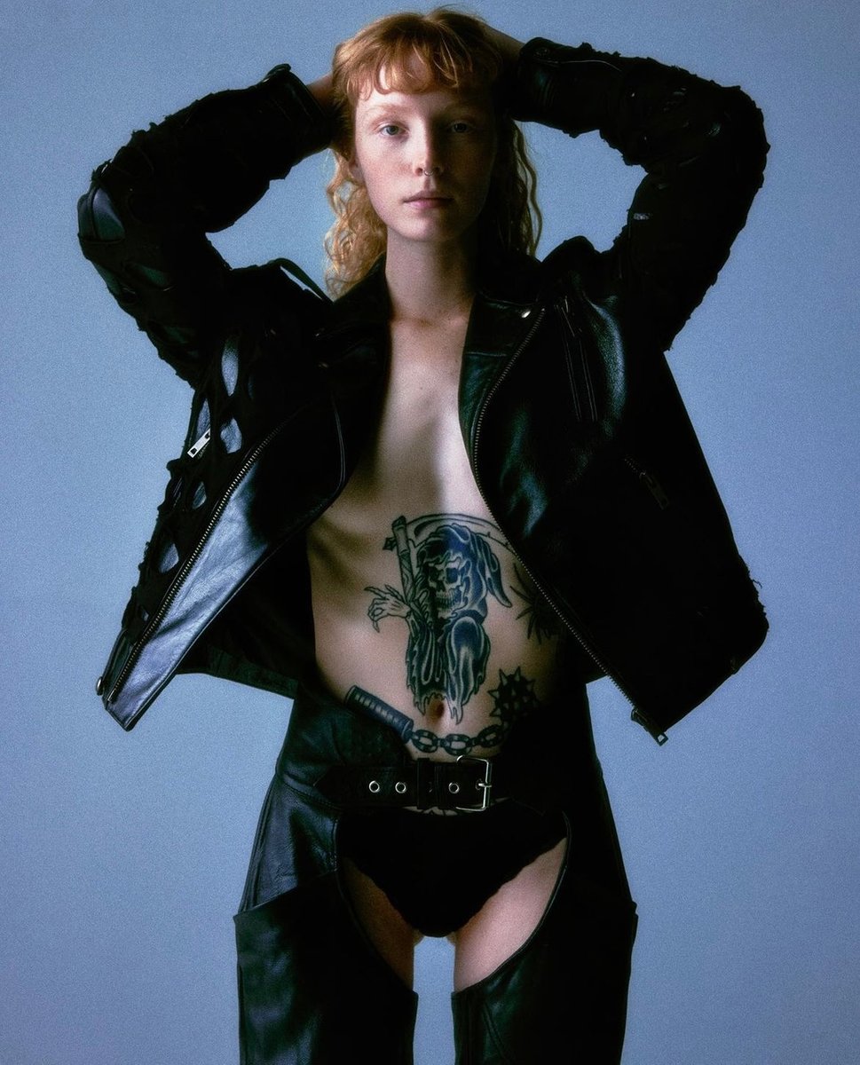 GRACE FLY

@gracexfly by @anttmann
styled by @samfine
wearing @alexander__digenova @alexanderdigenova

#iamphotogenics #modelagency #fashioneditorial