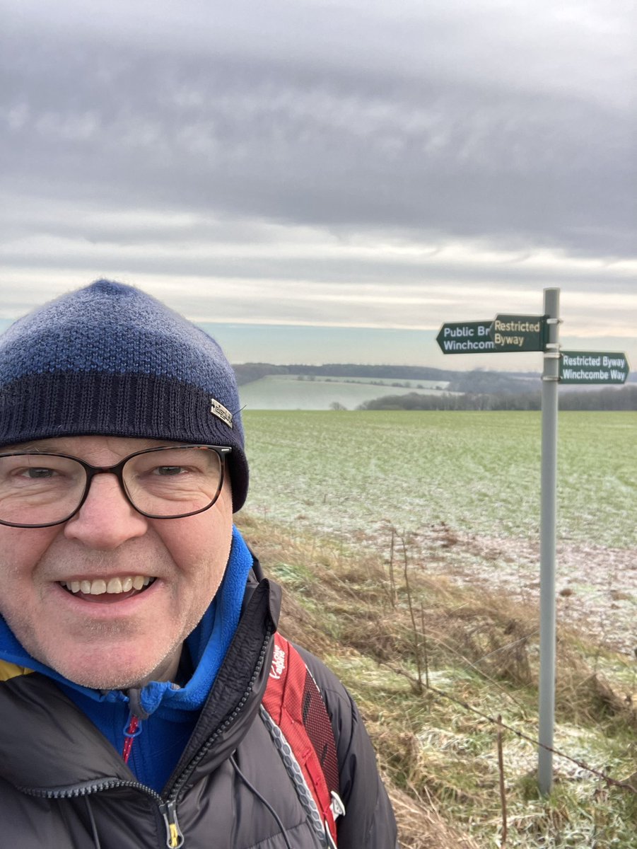 Mark_CN909's tweet photo. #walk1000miles #countrywalking #cotswolds
Another magnificent day yomping around the Cotswolds! Beer in Snowshill courtesy of Donnington Brewery https://t.co/hHj87uhghz
