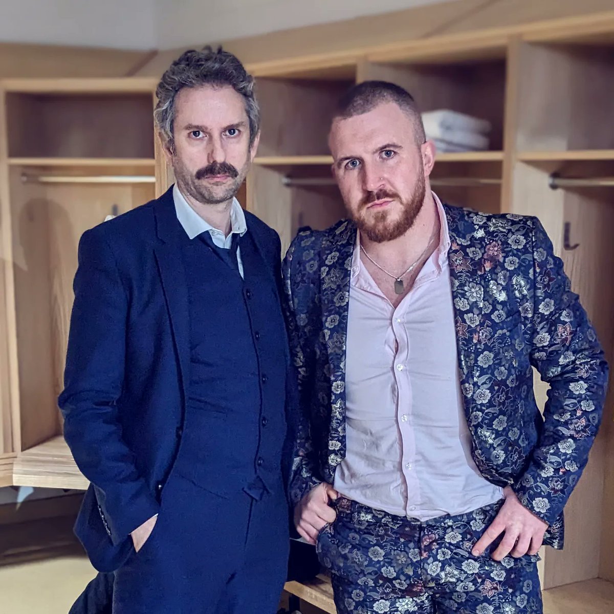 frankiep's tweet photo. That thing with those guys showing up at someone's house, demanding money, and breaking his wife's nose was just a misunderstanding.
It's all good.
The Casey Brothers are pillars of the community, fine upstanding citizens, doing wonders for the boxing community.
#SwingBout https://t.co/1dEpu9ec1R