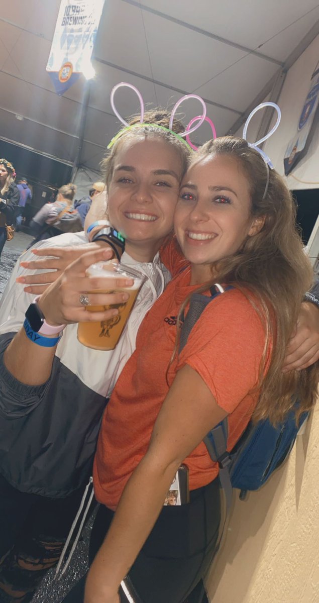 brookebow's tweet photo. Happy Birthday to my Butterfly Twin🥳🎂🦋 https://t.co/h0o42BfYjR