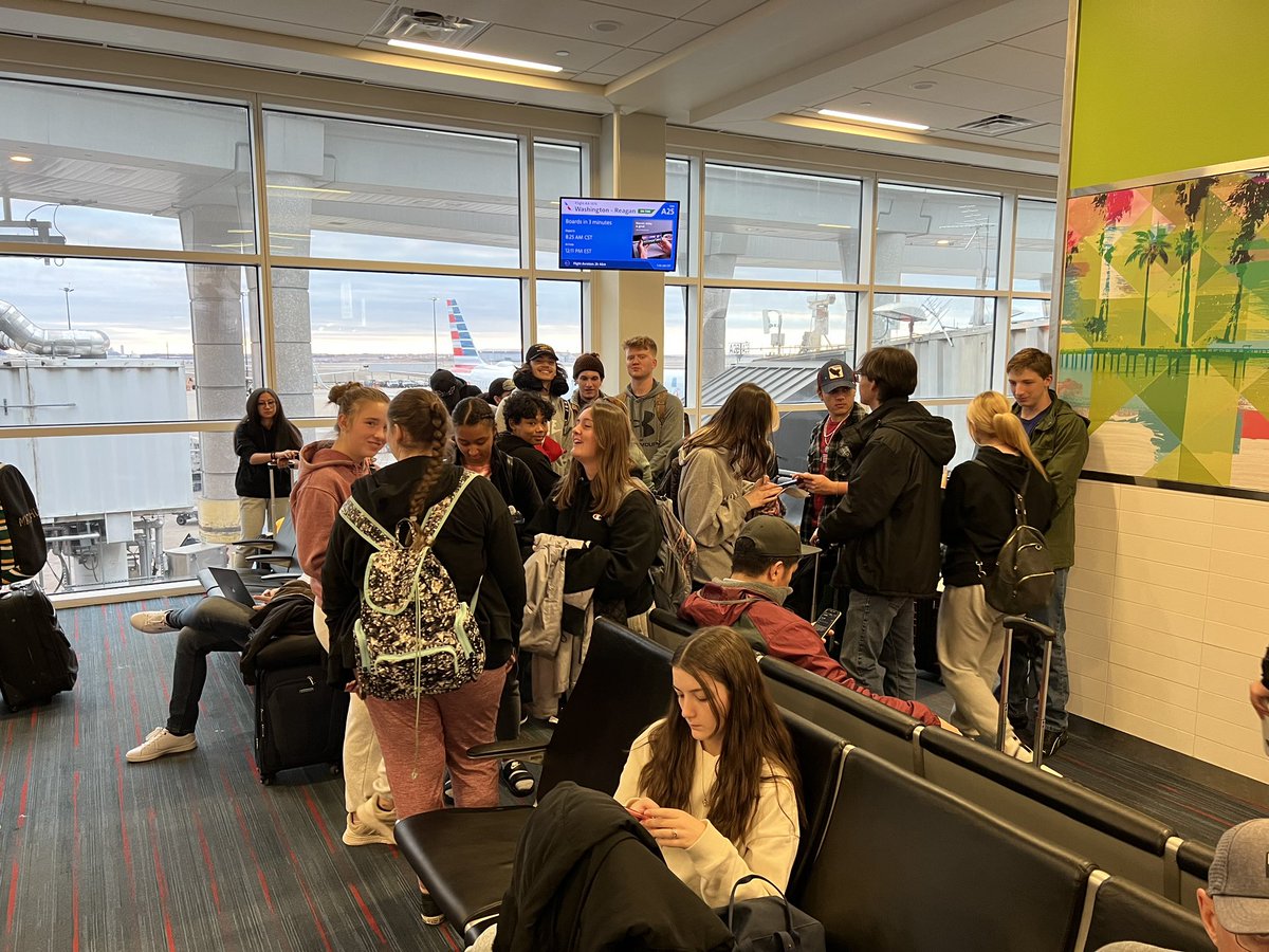LawtonPS's tweet photo. #LawtonPS Close-Up 2023 trip begins!! Check back later for more photos and sneak peeks into their adventure. #WeAreLPS #oklaed https://t.co/ME0e63eV6H
