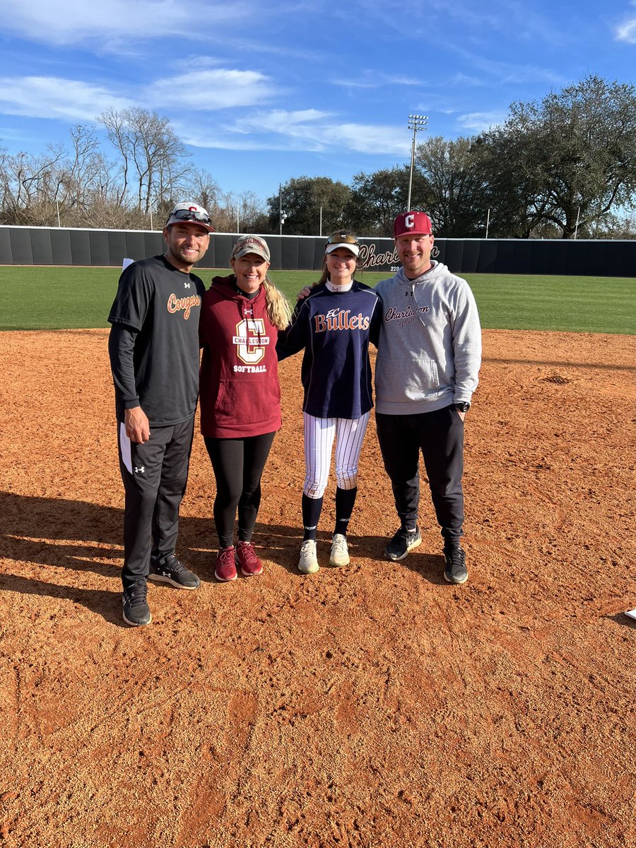 kaytlinwasup5's tweet photo. I couldn’t be more excited about being a Coug in the fall! #letsgobaby #cofcbound @CofCSoftball Thank you @CoachLynch20 @CoachBurns17 and @JakeCombs_ for a great camp. I can’t wait to get going. @SavannahLockh19 Great seeing one of my future teammates. #GoCougs https://t.co/ulcrrFe5sk
