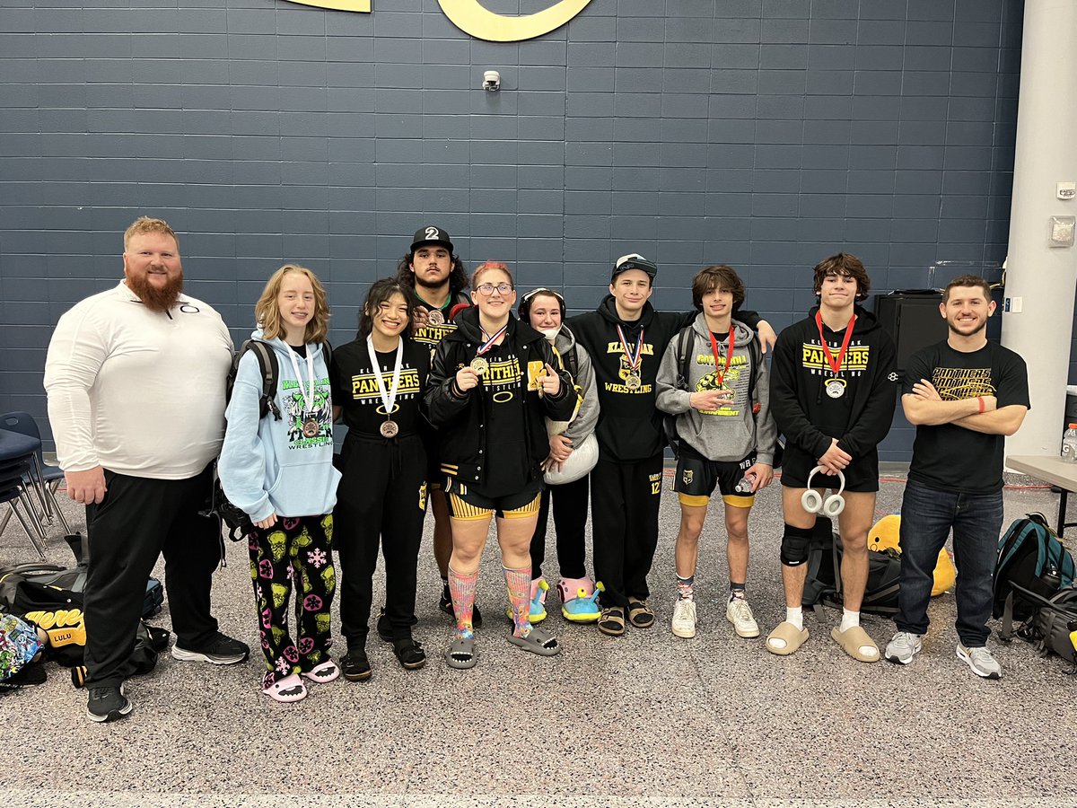 k_oakwrestling's tweet photo. The #Panthers wrestled hard in the #TigerClassic! The Boys Crew, the Girls Squad, and the JV Brigade return with multiple medals and trophies! Great work this weekend! #FINISH
@KleinOak | @Coach_BCarp | @OakGAthletics https://t.co/HMJhjVMxfK