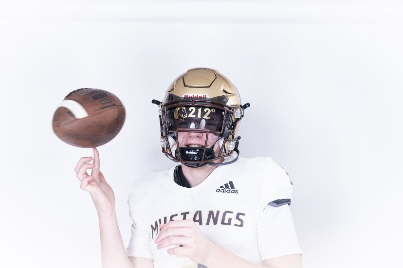 njmosier12's tweet photo. Great official visit this weekend‼️🐴 @SMSUfootball @CoachBouman @CoachSUnderwood https://t.co/nJf82klNkA