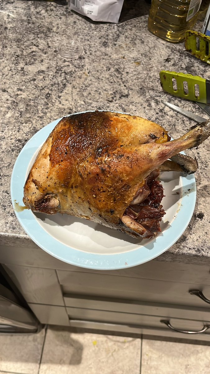 jamiegill1976's tweet photo. Remove the dead body! #cookingwithtwats https://t.co/pxXVeeSnpf