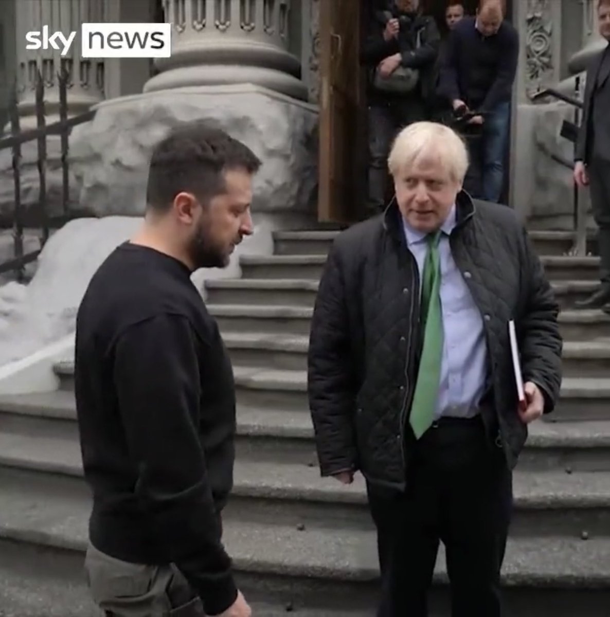 BrexitBuster's tweet image. Who authorised this corrupt, disgraced backbench MP to make an official visit to Kyiv and to meet President Zelenskyy? Is the Shame of Britain conducting his own foreign policy agenda? Where is Foreign Secretary James Stupidly, the Brainfree MP? 
#LiarJohnson #ShameOfBritain