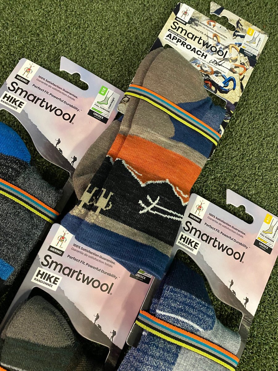 Golf_Inglewood's tweet photo. With a potential Polar Vortex 🥶coming our way in a couple of weeks, better keep your toesies warm with some Smartwool Socks 🧦 New shipment just arrived!
#yycgolf #yycwinter #keepwarm #smartwool #Inglewoodgcc https://t.co/rdZWmjpKLr