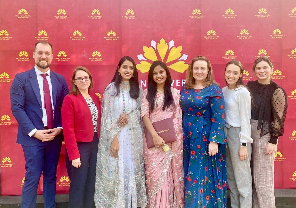 StateGWI's tweet photo. @StateDept is proud to partner w @AUW_Chittagong to support women’s education. Women and girls have the right to learn, innovate, compete, and succeed in the global economy - the US is working to make it his vision a reality through our #GlobalWES Strategy https://t.co/TsjczarKZn