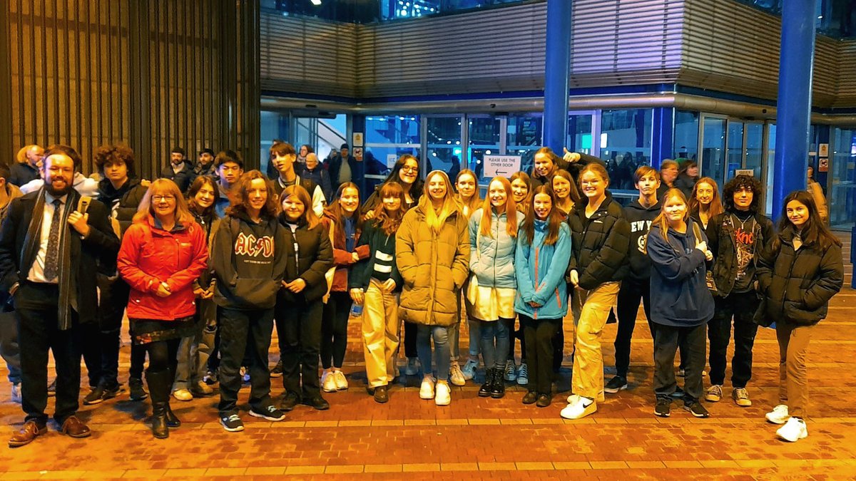 SBHSmusic's tweet photo. We had a great time at @BMusic_Ltd Symphony Hall watching @TheCBSO's Classic FM Hall of Fame Concert on Friday. Lots of interesting and inspiring pieces for our musicians! https://t.co/Yl59Vuoa8B