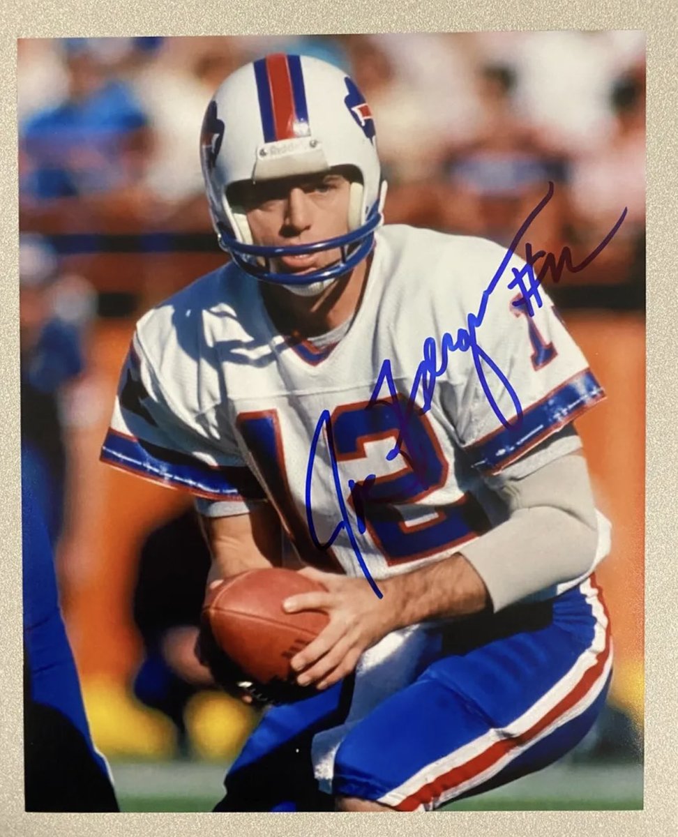 🚨 GIVEAWAY TIME 🚨 

I’m giving away this autographed Joe Ferguson 8x10 photo to one Bills fan!

All you have to do is:

1. Follow this account
2. Retweet this tweet
3. Like this tweet

Winner announced next Saturday!

#BillsMafia
