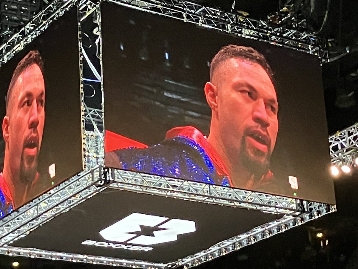 p4ula1's tweet photo. @joeboxerparker @SimonTurner15 and I were in the arena cheering you on last night!!! Congratulations on your win 🥊🥊🥊 crackin’ night of boxing 🥊 https://t.co/z8eJc66oz0