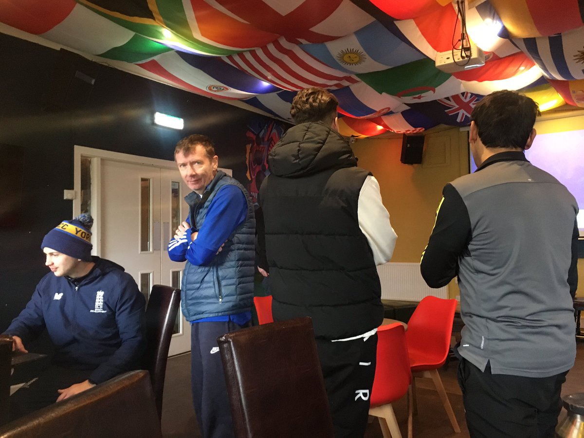 MarkJobling163's tweet photo. All action on my side- Tom even had an orderly queue for DBS- never seen that before- thoroughly enjoyable day with some great debate.
#everydaysalearningday #🥶🥶🥶 #laythefoundations #itallstartswith https://t.co/SYuw11QA6N