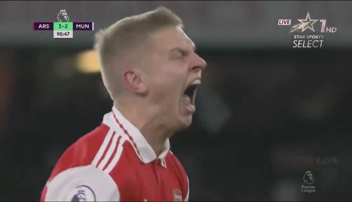 MeetNandu's tweet photo. WE ARE ON TOP OF THE LEAGUE! Zinchenko is all of us right now. #COYG #AFC https://t.co/Pmne4lp3KQ
