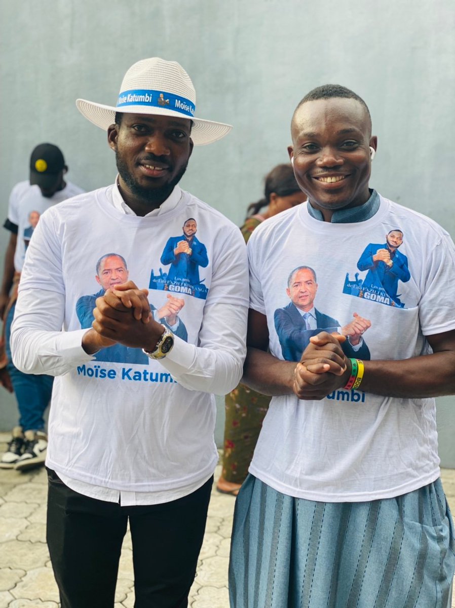 YvesFariala's tweet photo. Avec le rapporteur national adjoint de la jeunesse @FKimwanga, coûte que coûte nous vaincrons. https://t.co/yjDHHh2NDY