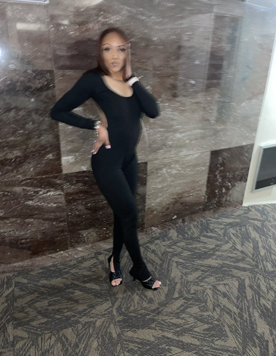 Flawless_Kween1's tweet photo. Back like I never left🤭 https://t.co/U0htcG7s6A