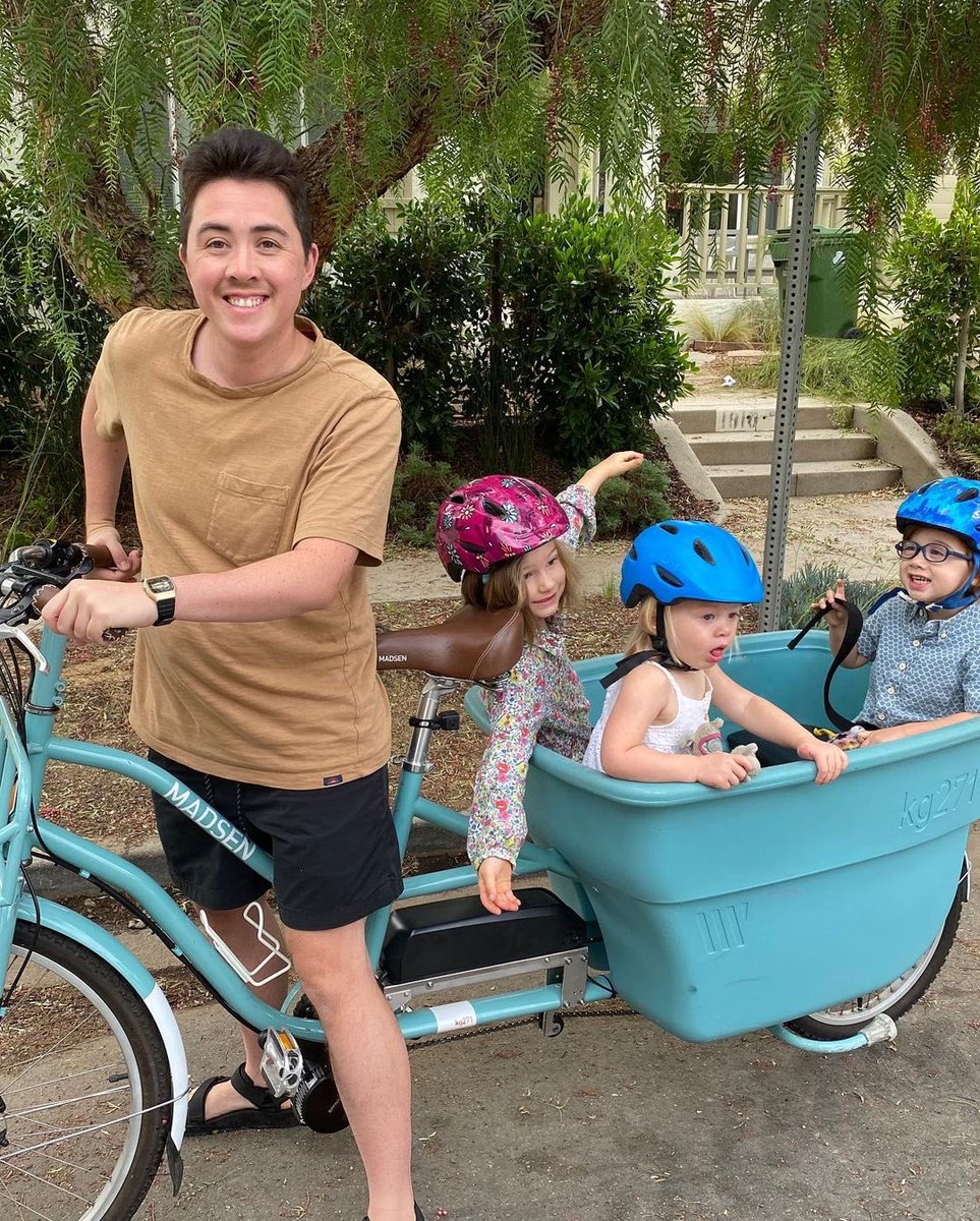 madsencycles's tweet image. “Love letter to my Madsen bike. I got this bike to solve a specific problem: getting all three kids to preschool. It ended up being transformative and adding so much joy and can-do energy to our lives. Having a big open box you can just throw stuff in really is a game changer..”