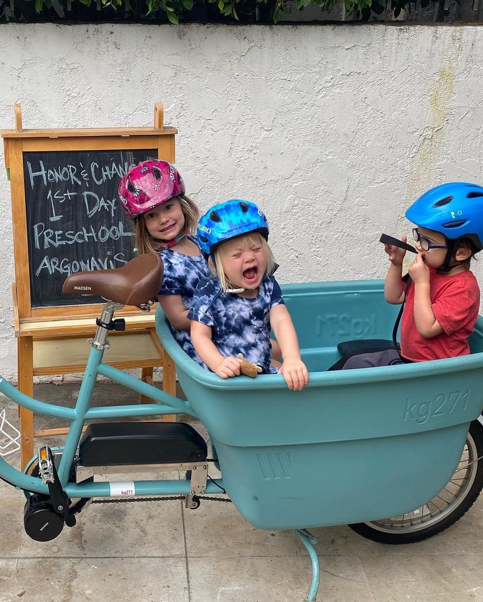 madsencycles's tweet image. “Love letter to my Madsen bike. I got this bike to solve a specific problem: getting all three kids to preschool. It ended up being transformative and adding so much joy and can-do energy to our lives. Having a big open box you can just throw stuff in really is a game changer..”