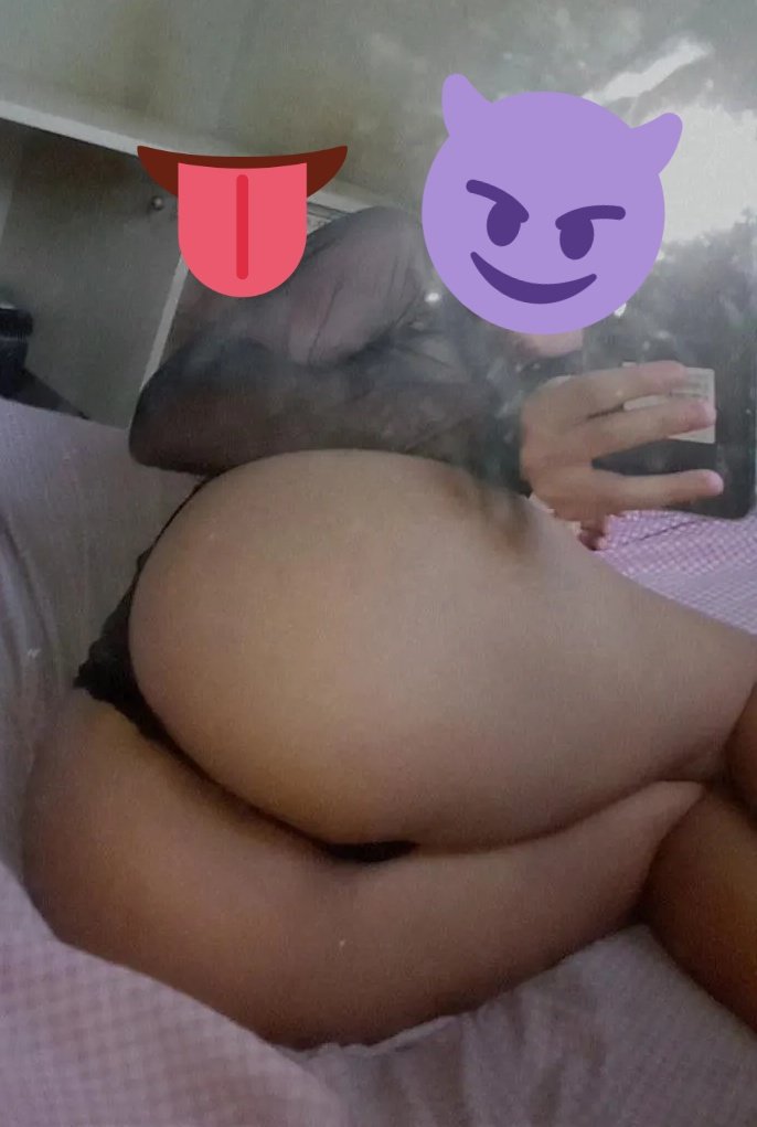 AmberPrra's tweet photo. @valentgarzonc Vendo contenido por DM bebe 💵🔞🤑 https://t.co/XEWuBIYB4w