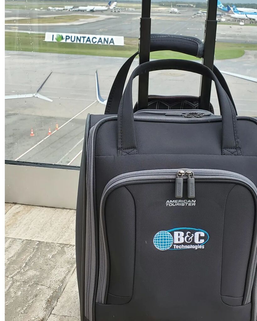 Moore_Services's tweet photo. When your friends send you a truly thoughtful gift (that fits within Frontier Airlines "personal item" parameters). 

#bandctech #frontierairlines #friends #thoughtful #gift #deliveringmoore #puntacana #travel #americantourister #personalitem https://t.co/N6Xj3dM4l1 https://t.co/WUgfvnU5He