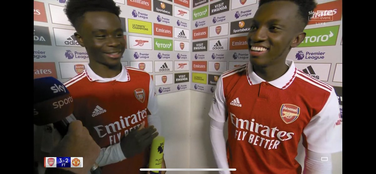 Arsenalnewschan's tweet photo. 🗣️Bukayo Saka when given the MOTM award after the #Arsenal win over Manchester United by Eddie Nketiah today: "We should actually share this you know!" 😂 https://t.co/cqi4JOxco1