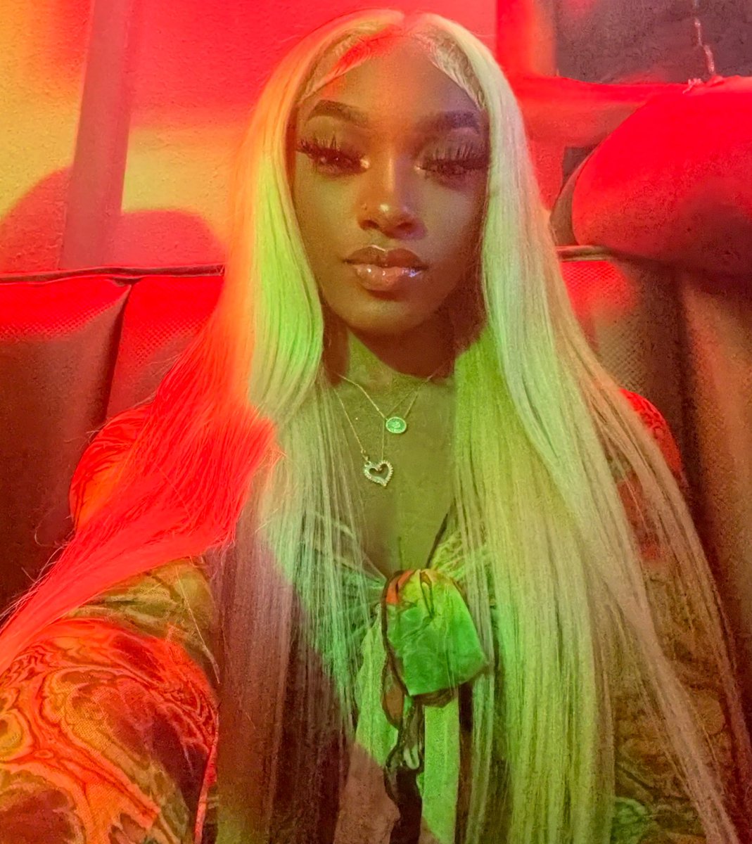 itzzneishaa's tweet photo. Certified Pretty Bxtch💕 https://t.co/OIVZOhsqoW