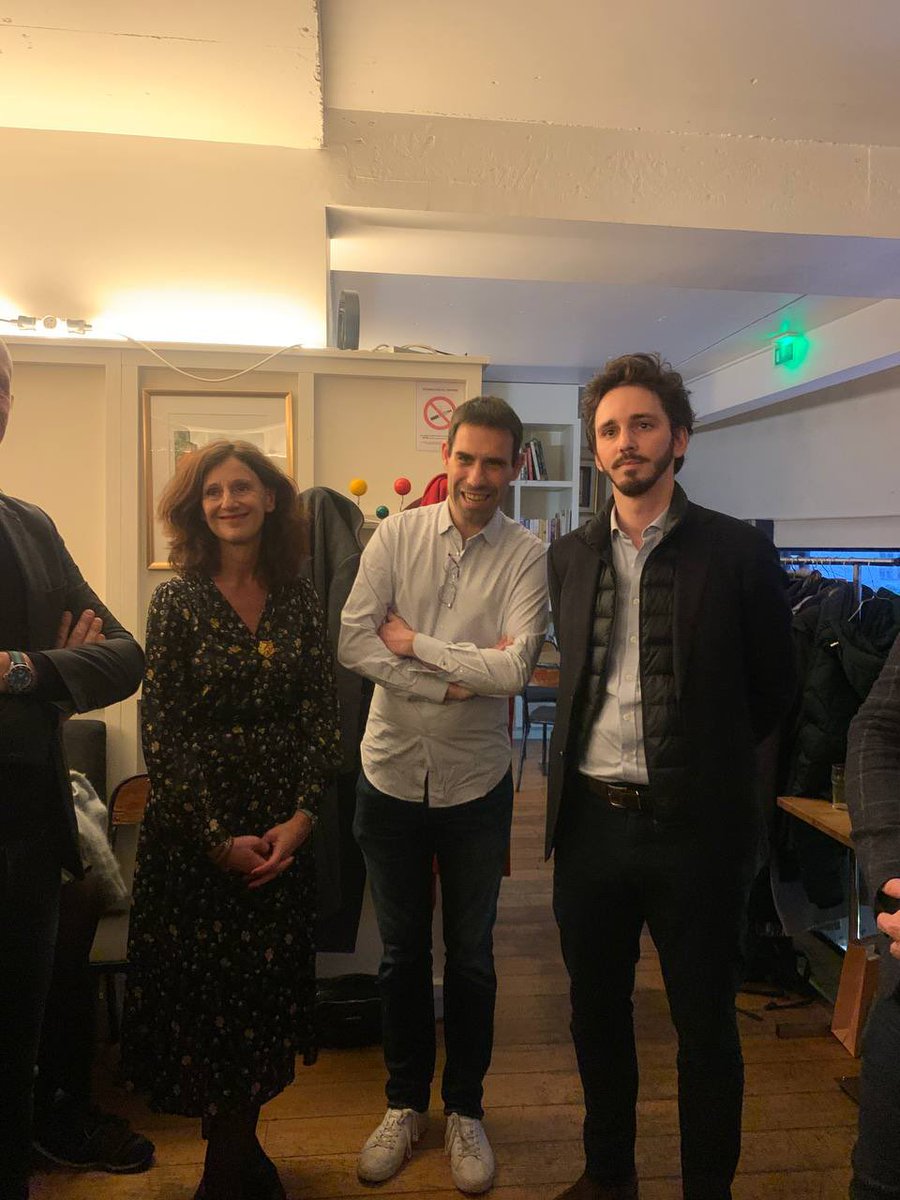 RE_Paris10's tweet photo. Vœux de la majorité présidentielle #Paris10 hier après-midi 

L'occasion de partager un moment convivial et d'échanger sur les futurs enjeux qui animeront l'année 2023.

Merci à @Fanta_B  @SylvainMaillard et @PierreBaty pour leur présence et leurs encouragements https://t.co/mLC3kJVBye