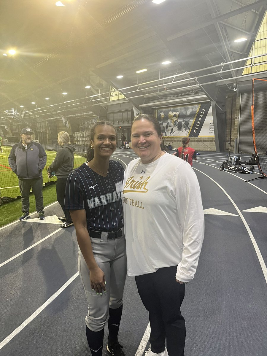 _savannahdixon's tweet photo. Another amazing weekend in South Bend. Thank you so much @NDsoftball  for hosting another great camp. I enjoyed every second of it and can’t wait to come back!! 🤍🤍🍀 @NDcoachGumpf @2Ganeff @KenzieSwinehart @Rivie00 @j_spitale https://t.co/T2V7V1TXQw