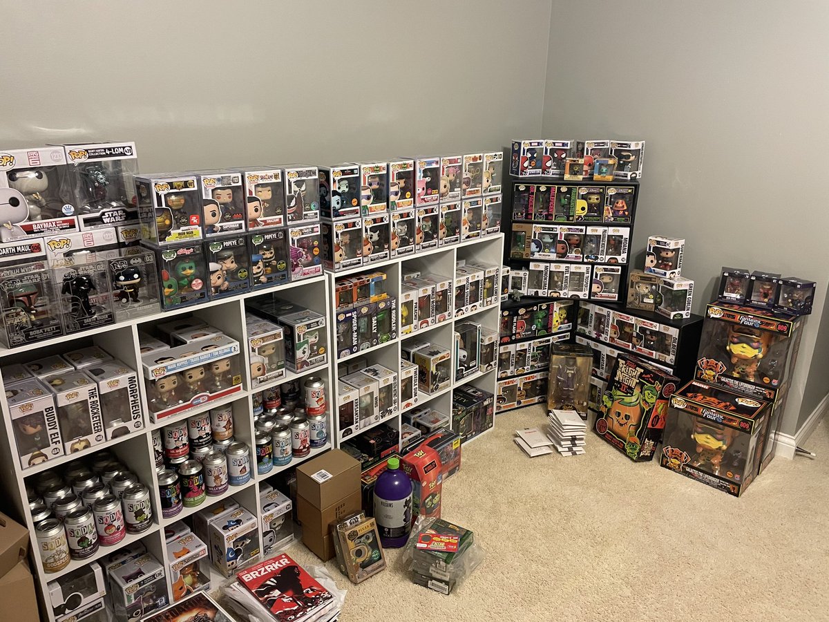 Alright #FunkoFamily, can I get your help with RTs and to try and win #FOTW? I’m working on adding some more shelves but here is a current look at my #funko set up. #funaticoftheweek #funkofunatic @OriginalFunko