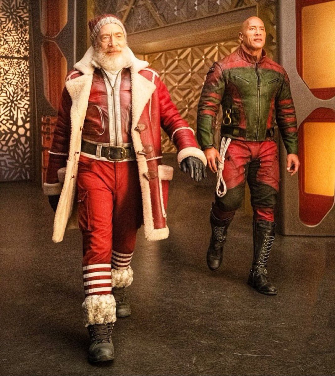 Santa the rockstar. 

An honor having his six. 

Oscar winner and coolest dude in the North Pole, J.K. Simmons bringing Santa’s big ol’ beautiful heart to life 🎅🏻❤️ 

More to come. 
Back to work. 

~ Commander of The E.L.F. 

#RedOne 🎅🏻 🛷🎄⛄️ 🌏 ✨
#AmazonStudios
#SevenBucks