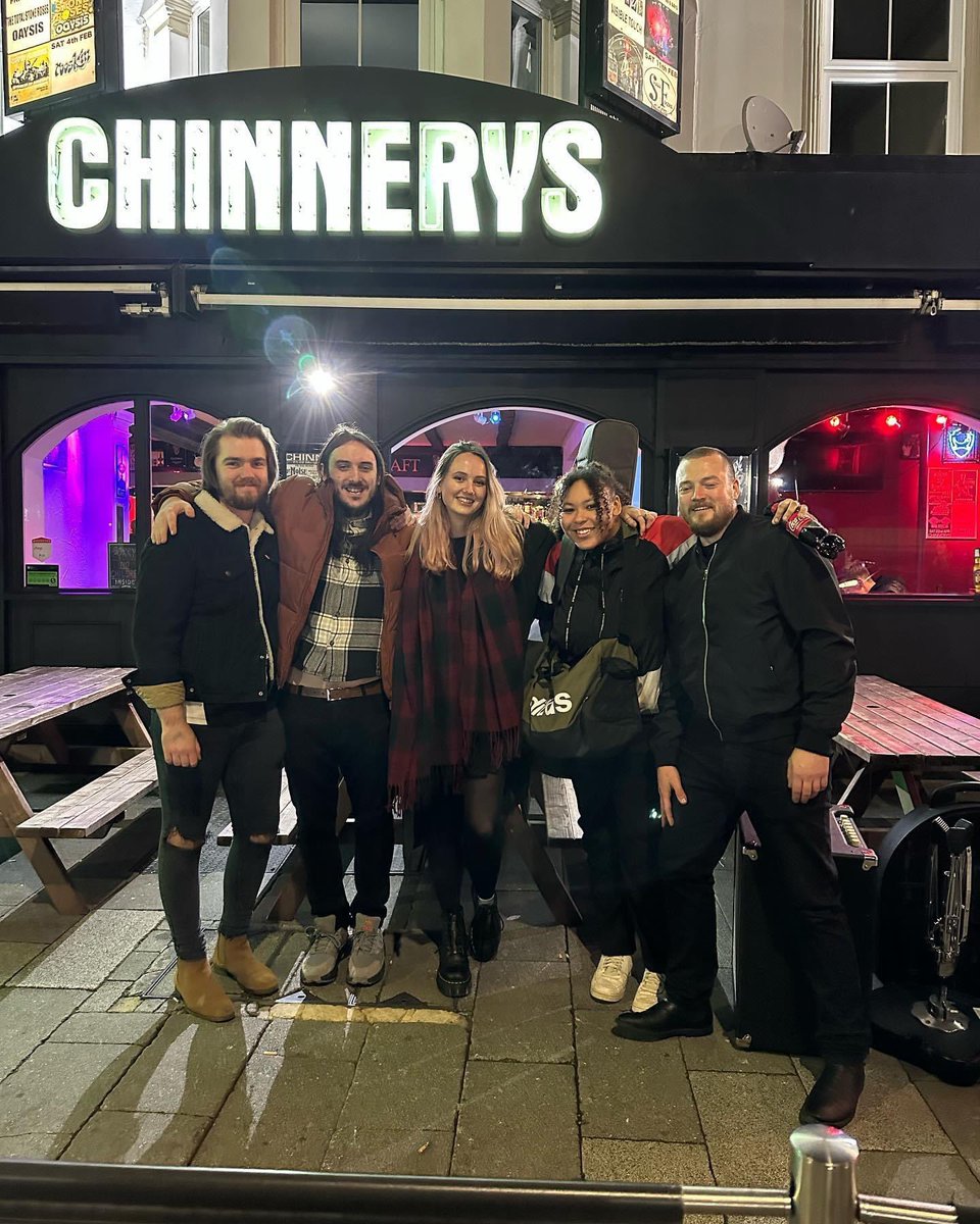 One down, many more to come! Thanks again @Chinnerys for having us, we had a great night!! Until next time! 🤩
•

#upcomingband #band #musiciansoftwitter #music #newband #rockmusic #ageofdiscovery #essexband #rockbands #guitar #drummer #singer #songwriter #sundayvibes