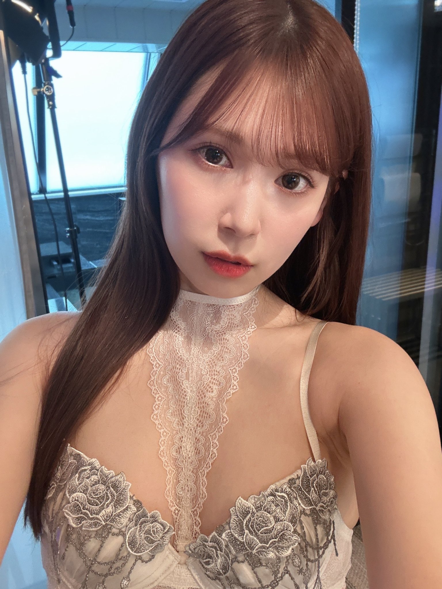 明里䌷｜明里つむぎ｜明里紬 on X: ‌ #明里䌷 #明里つむぎ #明里紬 这是拍摄的开始☺︎ 我希望今年能再次见到亲爱的粉丝们🐰🇨🇳  👉🏻『新春祝福』 🌹见评论👄 撮影初めでした☺︎ みなさん今年もよろしくお願いします🐰 t.codyhhP0tQrE   X