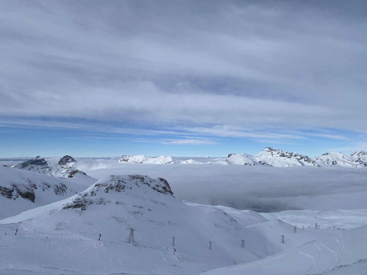 _NicolasRbn's tweet photo. Entre deux nuages ⛅️ ⛷️ #superdevoluy https://t.co/dComDir28h
