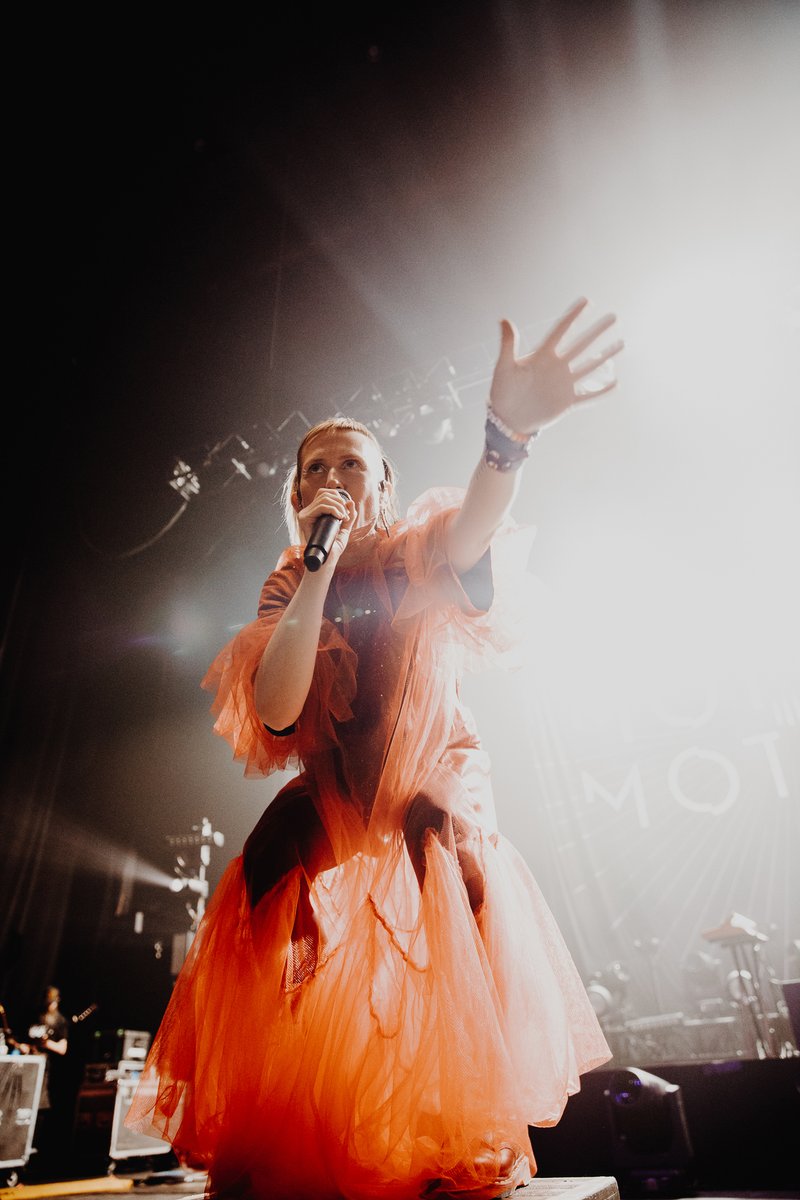 mothermother's tweet photo. Happy birthday to our magical, mysterious, mellifluous, meticulous Molly!!! We love you to moon and back and round again. ❤️🎂🎉🥳
📸 @maggielndnphoto https://t.co/WYaBLKy0CY