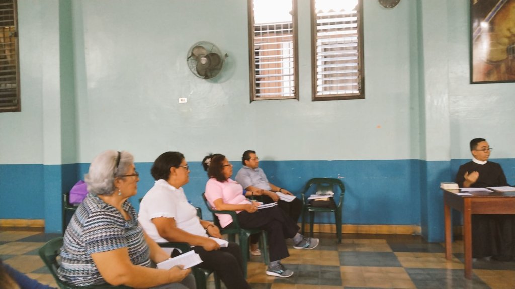 PRed2019's tweet photo. Retiro de la Pastoral Vocacional Redentorista de El Salvador. 
🇸🇻🇸🇻🇸🇻🇸🇻🇸🇻🇸🇻🇸🇻🇸🇻 https://t.co/SAILMaSqv5