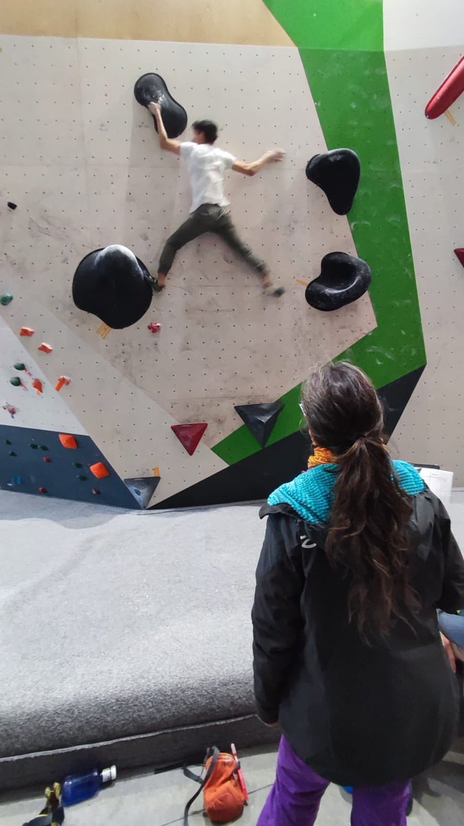 FEEC_cat's tweet photo. Proves d’accés al #CTEEC a la @SalaGolem de #Blanes. 

Pròximament es coneixeran els nous integrans del planter de l’escalada esportiva de Catalunya. 

#sentlamuntanya #sommuntanya #escaladafeec https://t.co/IfwqSMwfoH